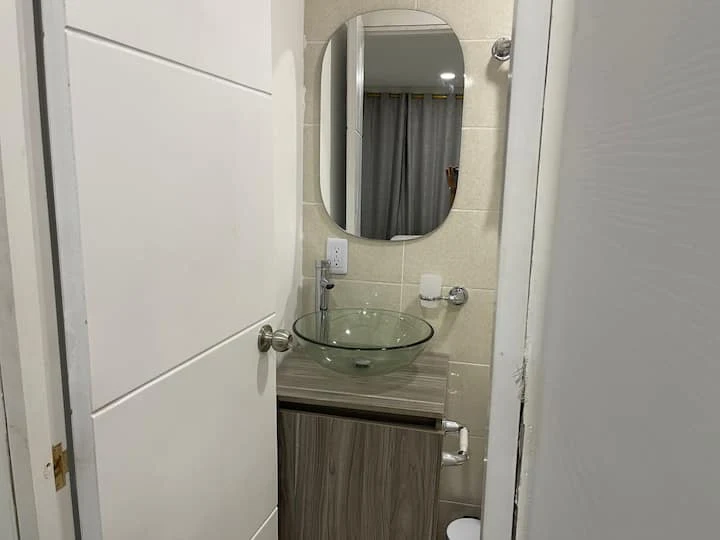 Baño completo 2 — Conquistador 1821