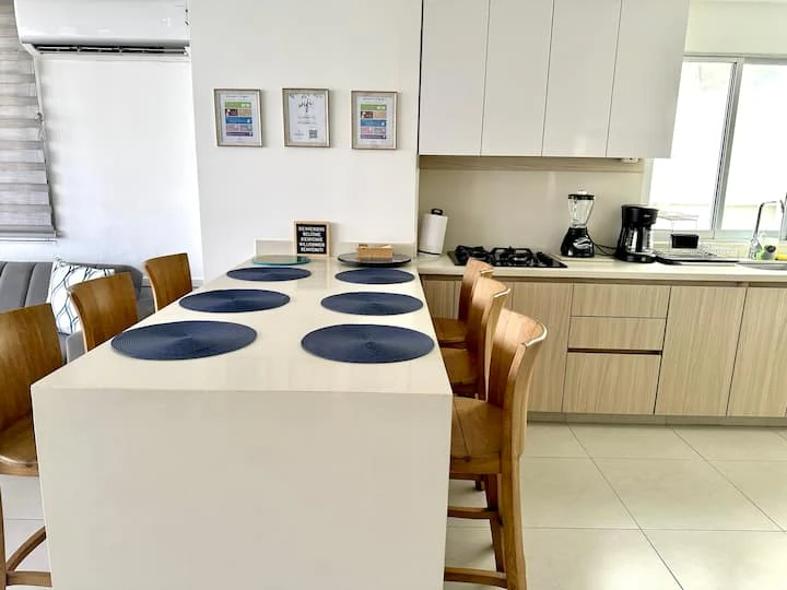 Comedor — Marina del Rey 1104