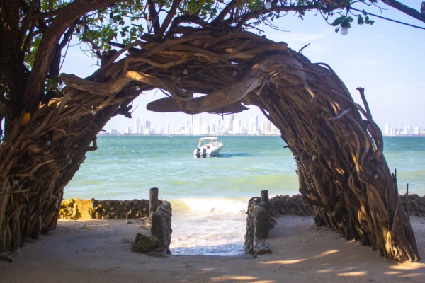 Tour 5 Islas 🏖️ | Aventura por Rosario, Cholón, Bocachica y más - Imagen 3